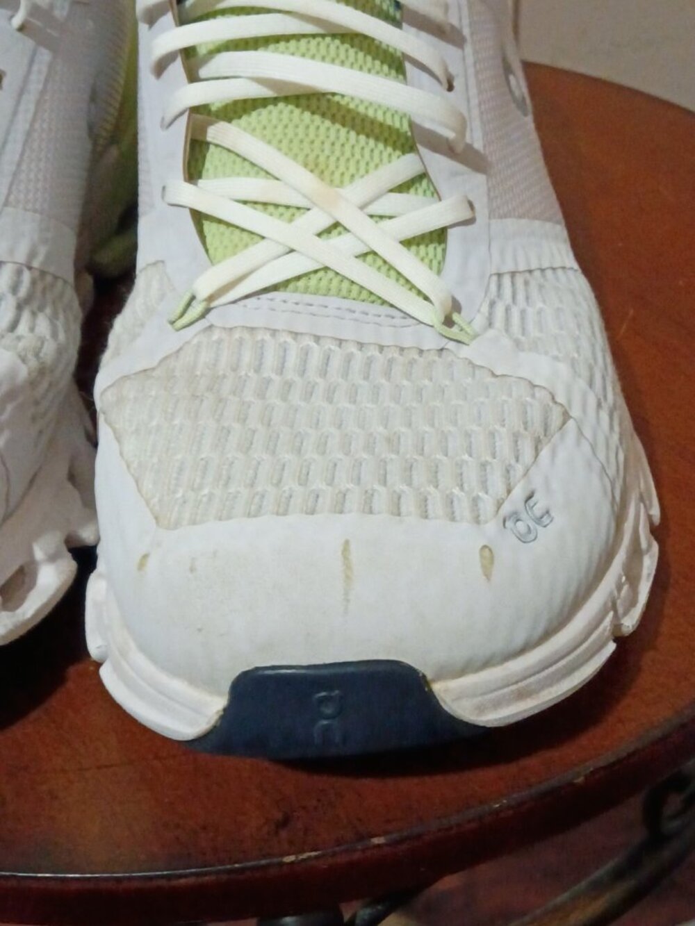 Size 10 - On Cloudflyer II 2 Running Shoes 21.99031 Women’s White Green Meadow - Picture 8 of 15